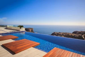 PROPERTIES-IN-TOURIST-DESTINATIONS