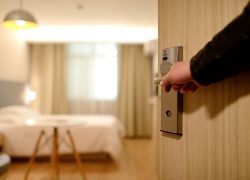 8. HOTEL INVESTING_ 8. HOTEL INVESTING_